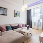 Rino Luxury سبليت